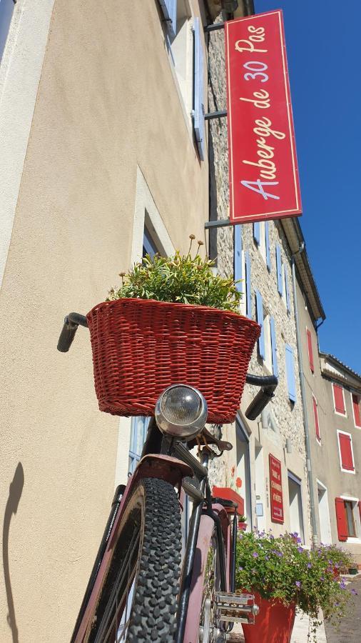 Auberge De Trente Pas Saint-Ferréol-Trente-Pas Exterior foto